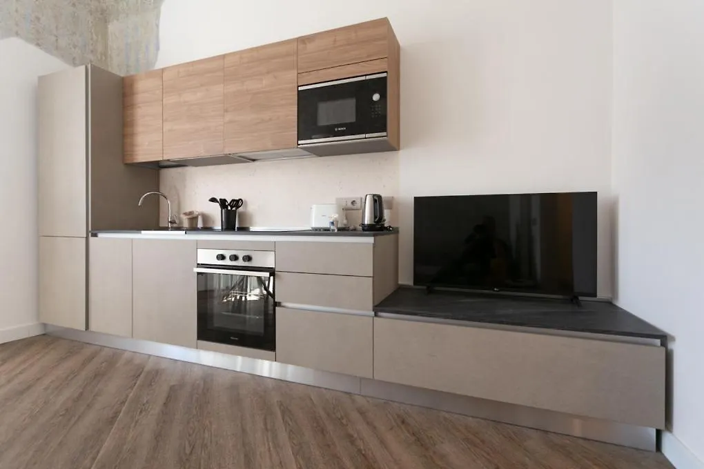 Innpisarentals - La Fortezza Apartment